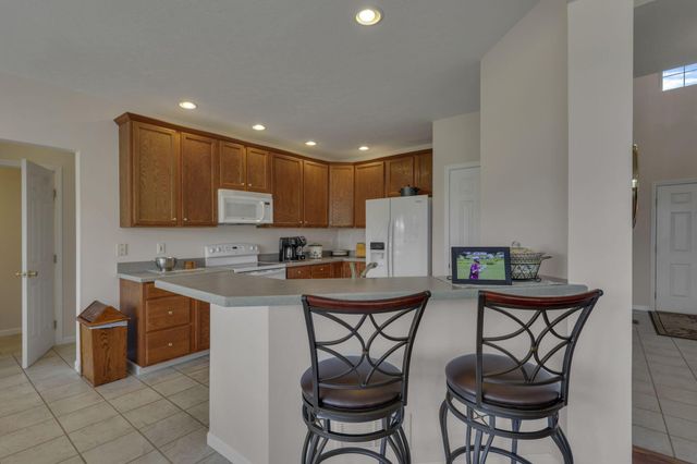 103 Trail East SW, Etna, OH 43062