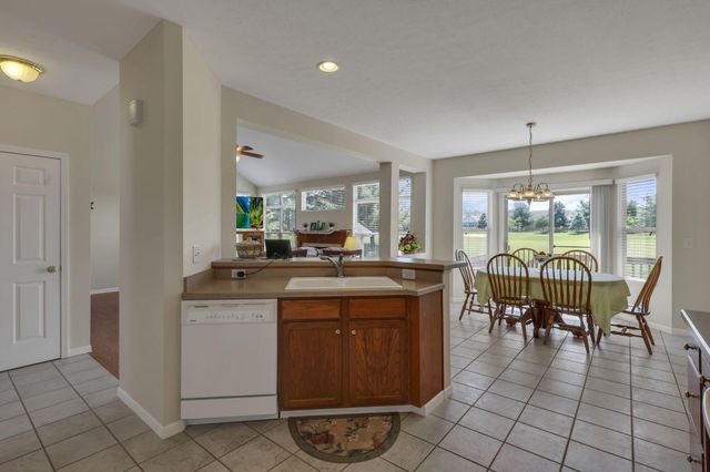 103 Trail East SW, Etna, OH 43062