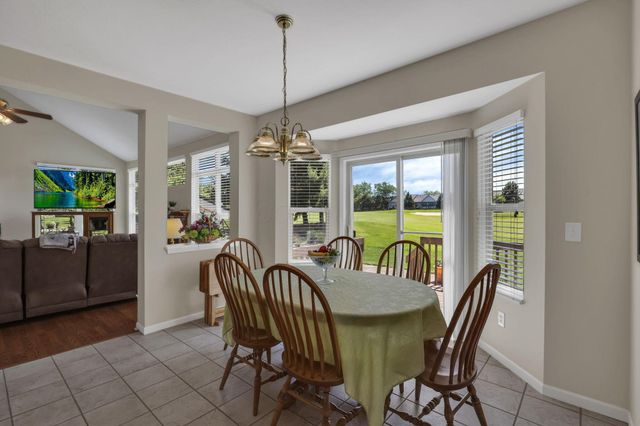 103 Trail East SW, Etna, OH 43062