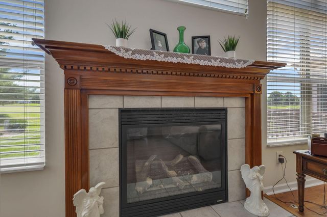103 Trail East SW, Etna, OH 43062