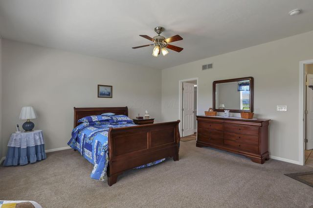 103 Trail East SW, Etna, OH 43062