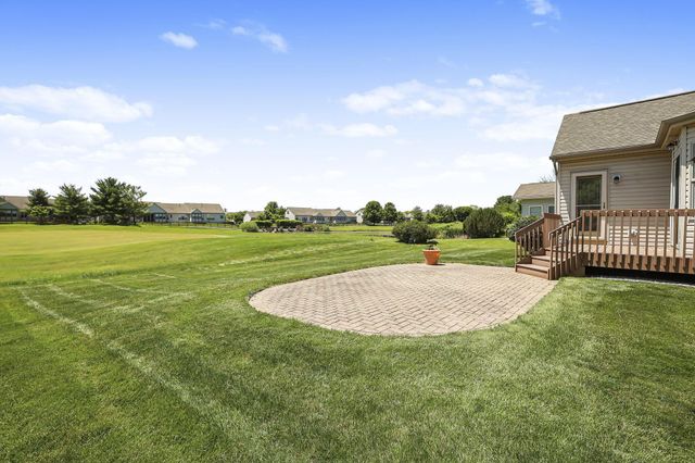 103 Trail East SW, Etna, OH 43062