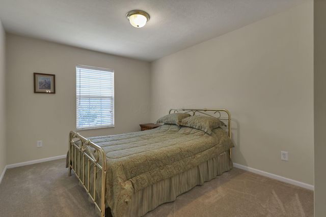 103 Trail East SW, Etna, OH 43062