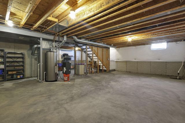 103 Trail East SW, Etna, OH 43062