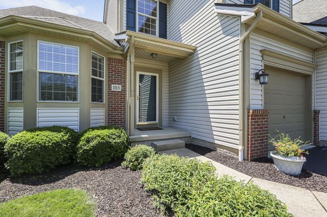 103 Trail East SW, Etna, OH 43062