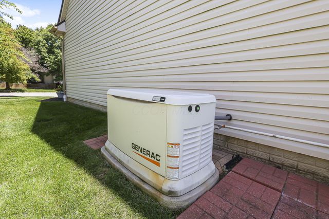 103 Trail East SW, Etna, OH 43062