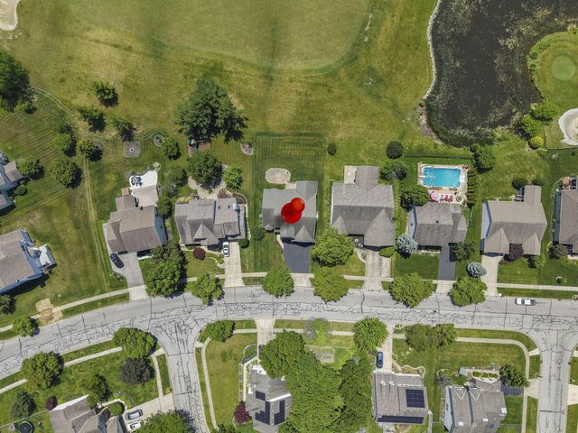 103 Trail East SW, Etna, OH 43062