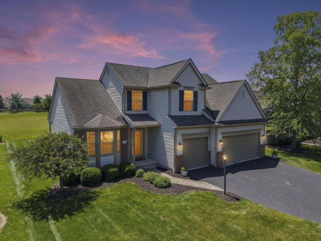 103 Trail East SW, Etna, OH 43062