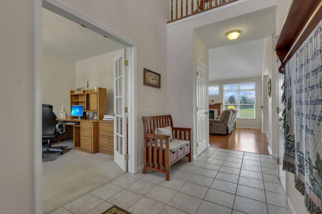 103 Trail East SW, Etna, OH 43062