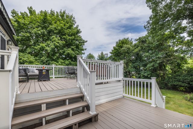 195 Luanne Road, Stratford, CT 06614