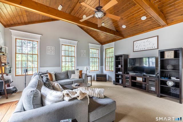 195 Luanne Road, Stratford, CT 06614