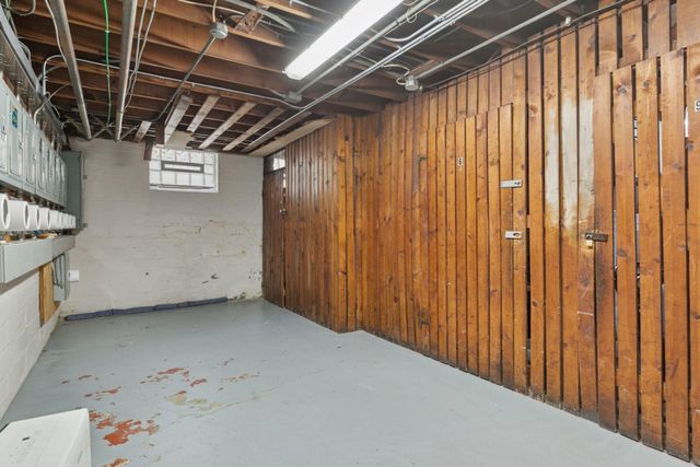 383 Grand Avenue 9, Saint Paul, MN 55102