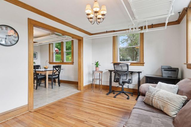 383 Grand Avenue 9, Saint Paul, MN 55102