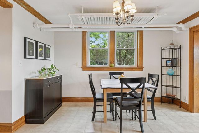 383 Grand Avenue 9, Saint Paul, MN 55102