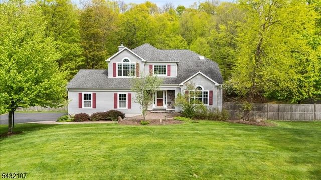 15 Upper Plateau Dr, Vernon Twp., NJ 07462