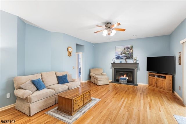 15 Upper Plateau Dr, Vernon Twp., NJ 07462