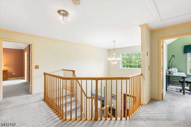 15 Upper Plateau Dr, Vernon Twp., NJ 07462