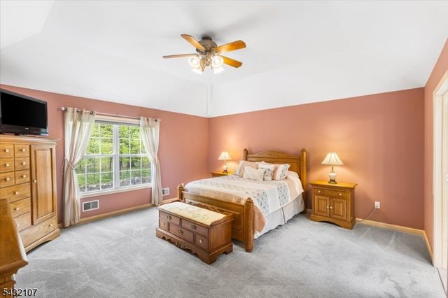 15 Upper Plateau Dr, Vernon Twp., NJ 07462