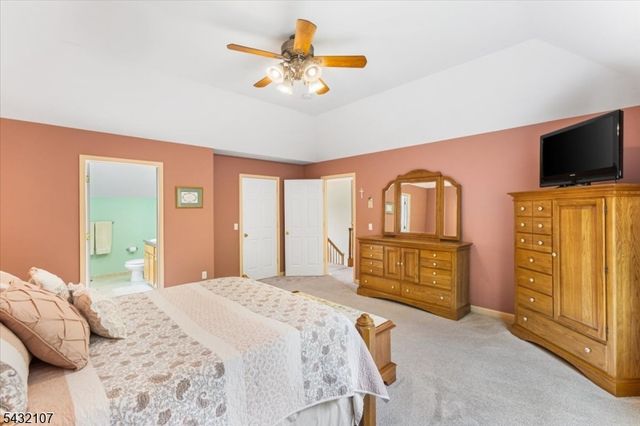 15 Upper Plateau Dr, Vernon Twp., NJ 07462