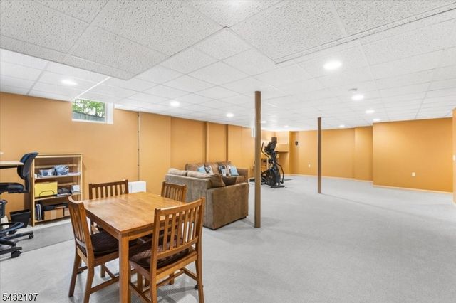 15 Upper Plateau Dr, Vernon Twp., NJ 07462