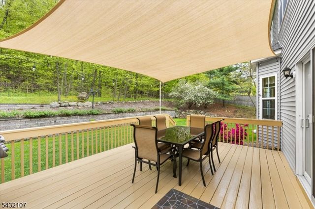 15 Upper Plateau Dr, Vernon Twp., NJ 07462