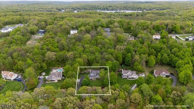 15 Upper Plateau Dr, Vernon Twp., NJ 07462