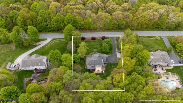 15 Upper Plateau Dr, Vernon Twp., NJ 07462