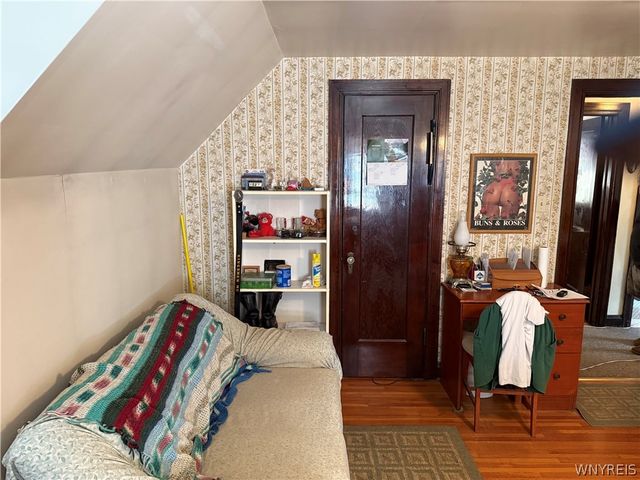 743 Spruce Avenue, Niagara Falls, NY 14301