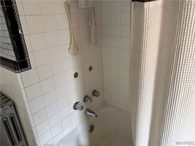 743 Spruce Avenue, Niagara Falls, NY 14301
