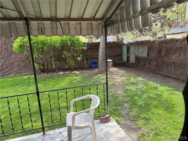 743 Spruce Avenue, Niagara Falls, NY 14301