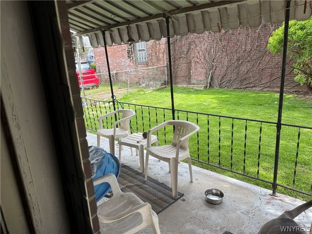 743 Spruce Avenue, Niagara Falls, NY 14301