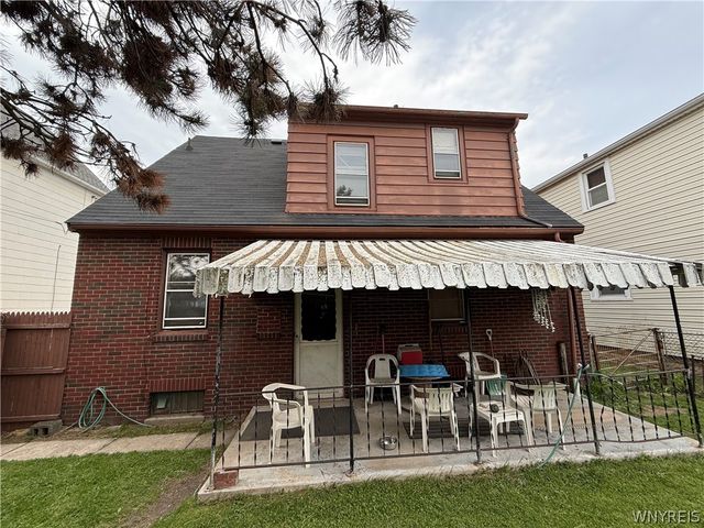 743 Spruce Avenue, Niagara Falls, NY 14301