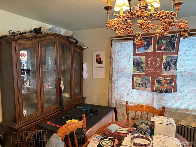 743 Spruce Avenue, Niagara Falls, NY 14301