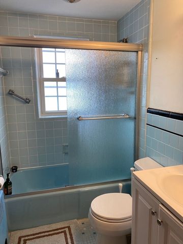 11 Woodbury Street, Arlington, MA 02476