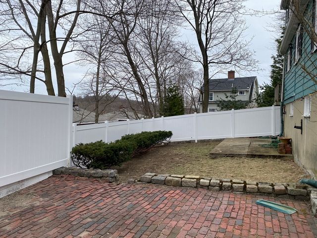 11 Woodbury Street, Arlington, MA 02476