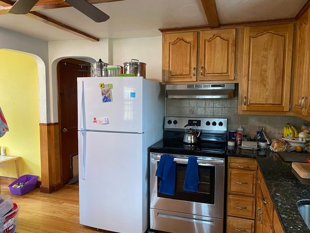 11 Woodbury Street, Arlington, MA 02476