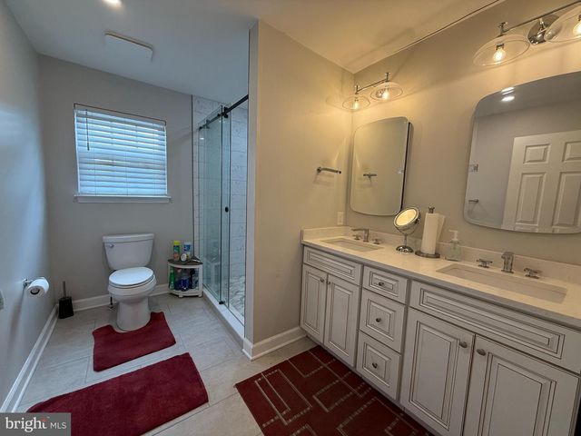 43569 YORKSHIRE CT, Ashburn, VA 20147