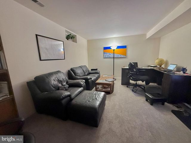 43569 YORKSHIRE CT, Ashburn, VA 20147