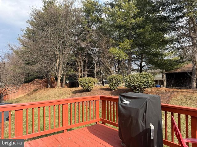 43569 YORKSHIRE CT, Ashburn, VA 20147