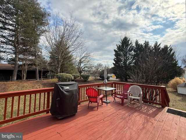 43569 YORKSHIRE CT, Ashburn, VA 20147