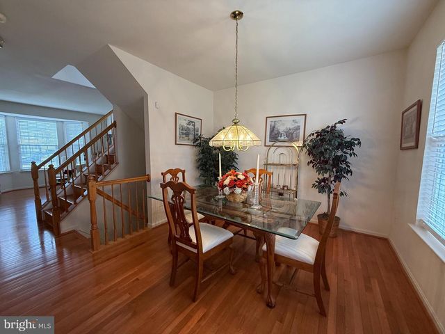 43569 YORKSHIRE CT, Ashburn, VA 20147