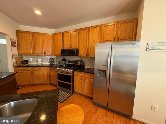 43569 YORKSHIRE CT, Ashburn, VA 20147