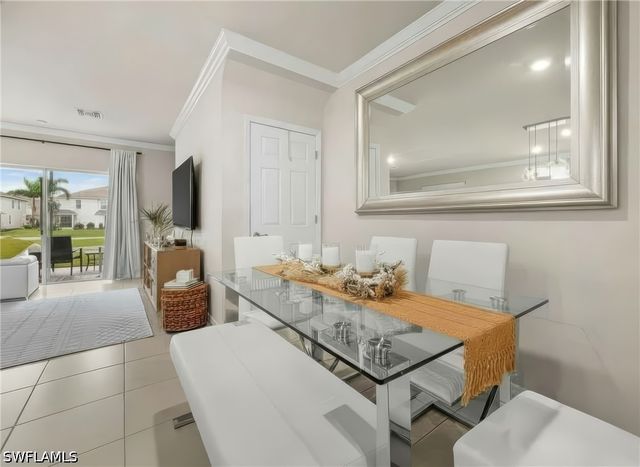 15380 Wildflower CIR, Naples, FL 34119