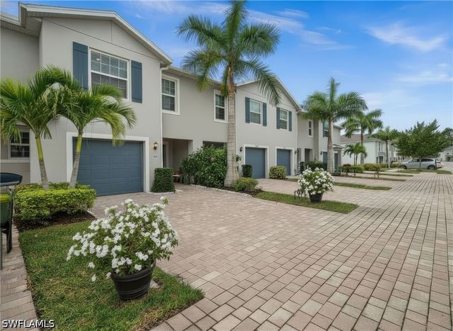 15380 Wildflower CIR, Naples, FL 34119