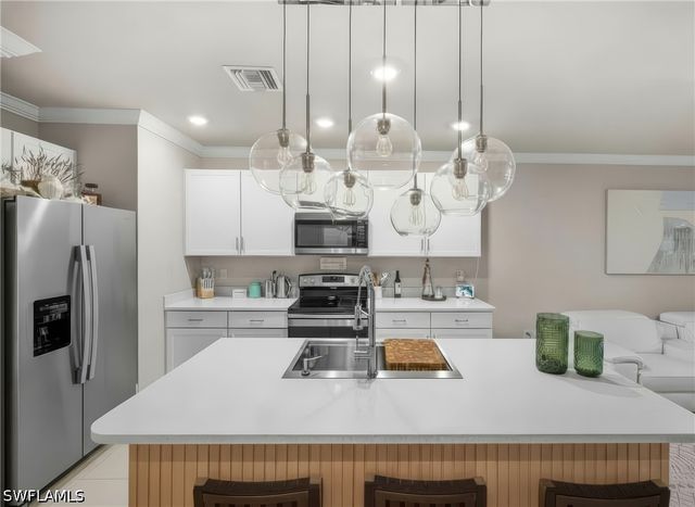 15380 Wildflower CIR, Naples, FL 34119