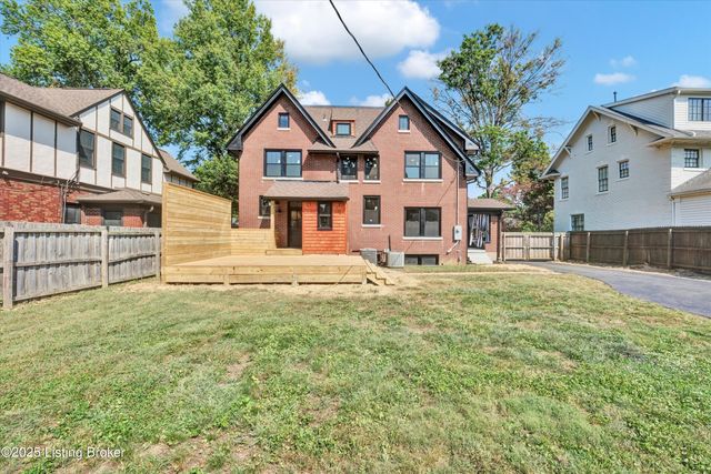 2436 Broadmeade Rd, Louisville, KY 40205