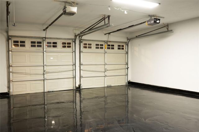 2921 Oak Drive, Dickinson, TX 77539