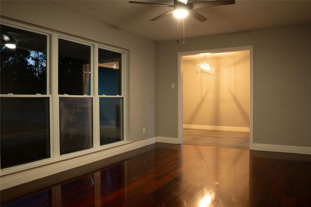 2921 Oak Drive, Dickinson, TX 77539