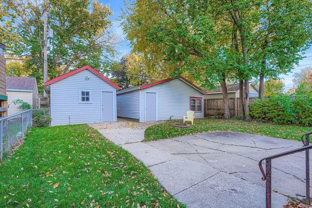 3246 Washburn Avenue N, Minneapolis, MN 55412