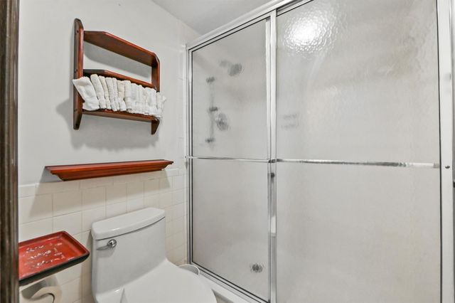 308 Golfview Road 101, North Palm Beach, FL 33408